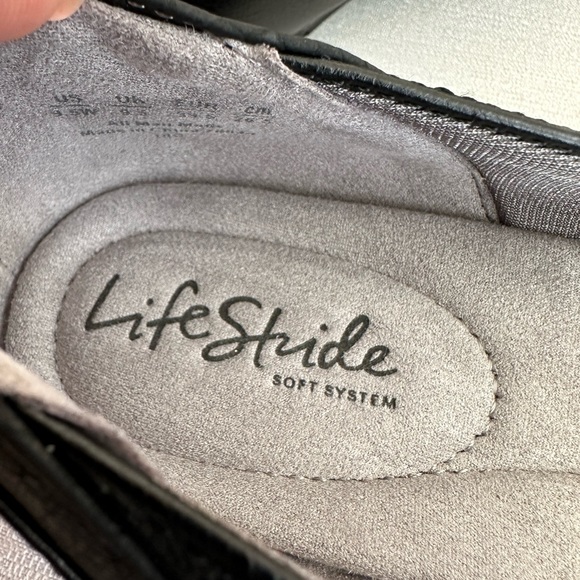Life Stride Dig Black Faux Leather Soft System Slip In Loafers Women’s 9.5W - Picture 13 of 15